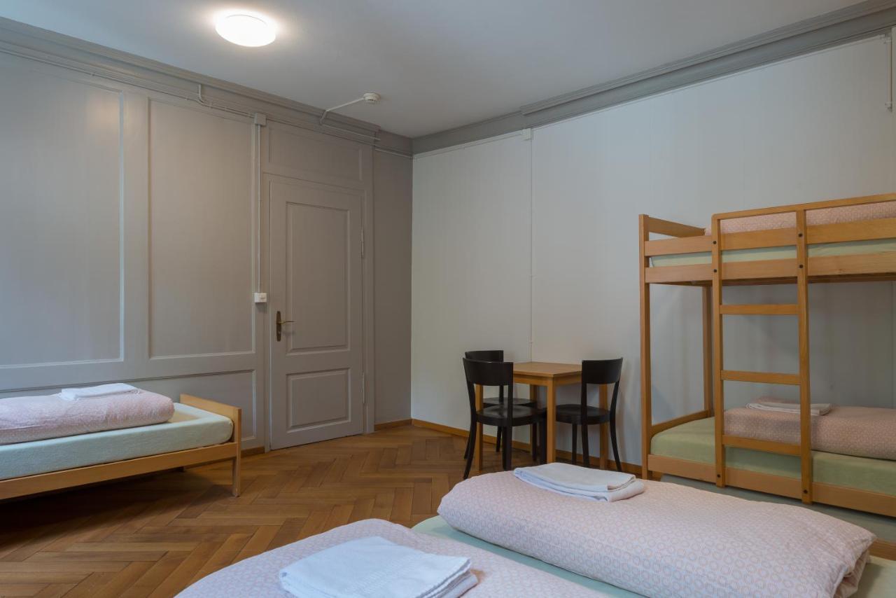 Schaffhausen Youth Hostel Экстерьер фото